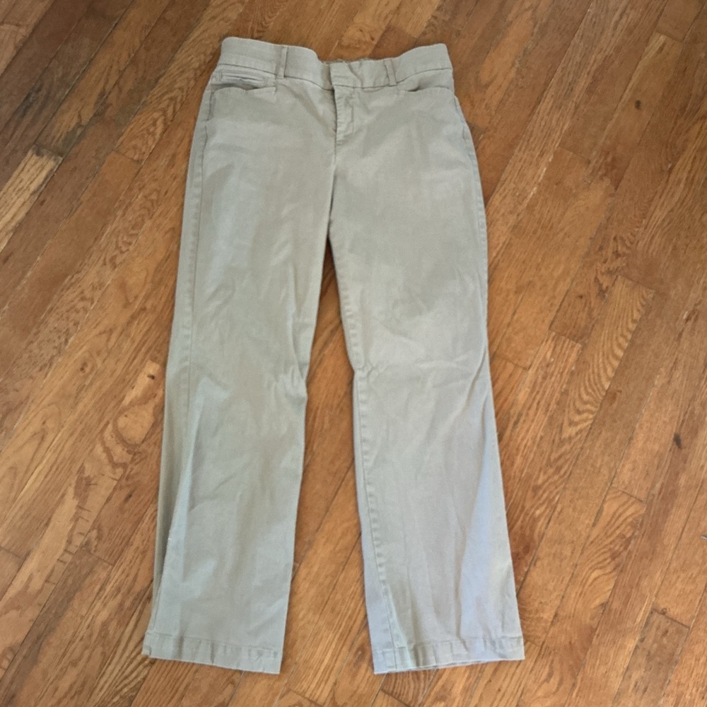 Gloria Vanderbilt Women's Straight Leg Pants‎ in Light Tan